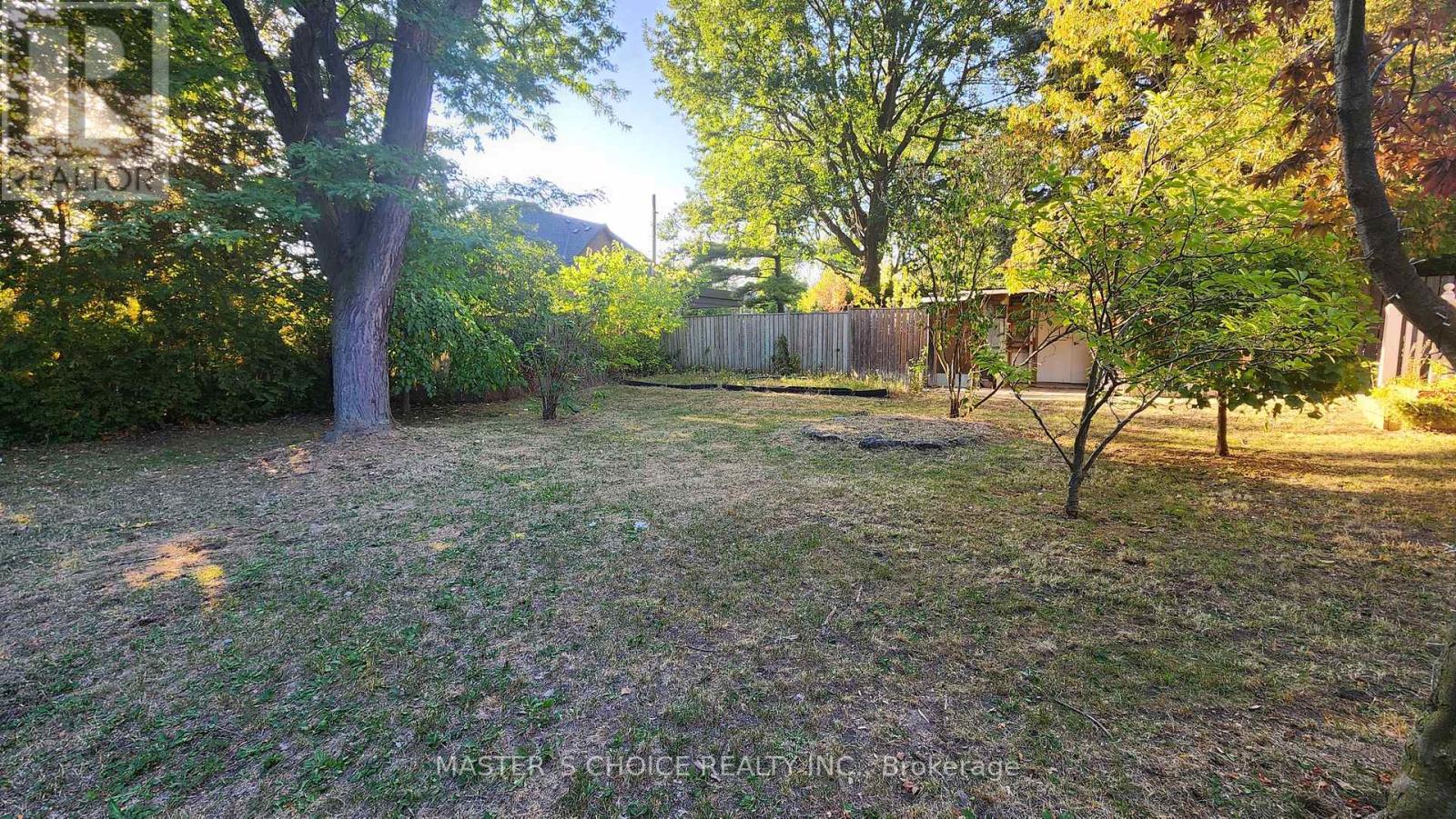 BACK UNIT - B - 6 SHASTA DRIVE - Photo 5 of 22, Vaughan (Uplands), Ontario