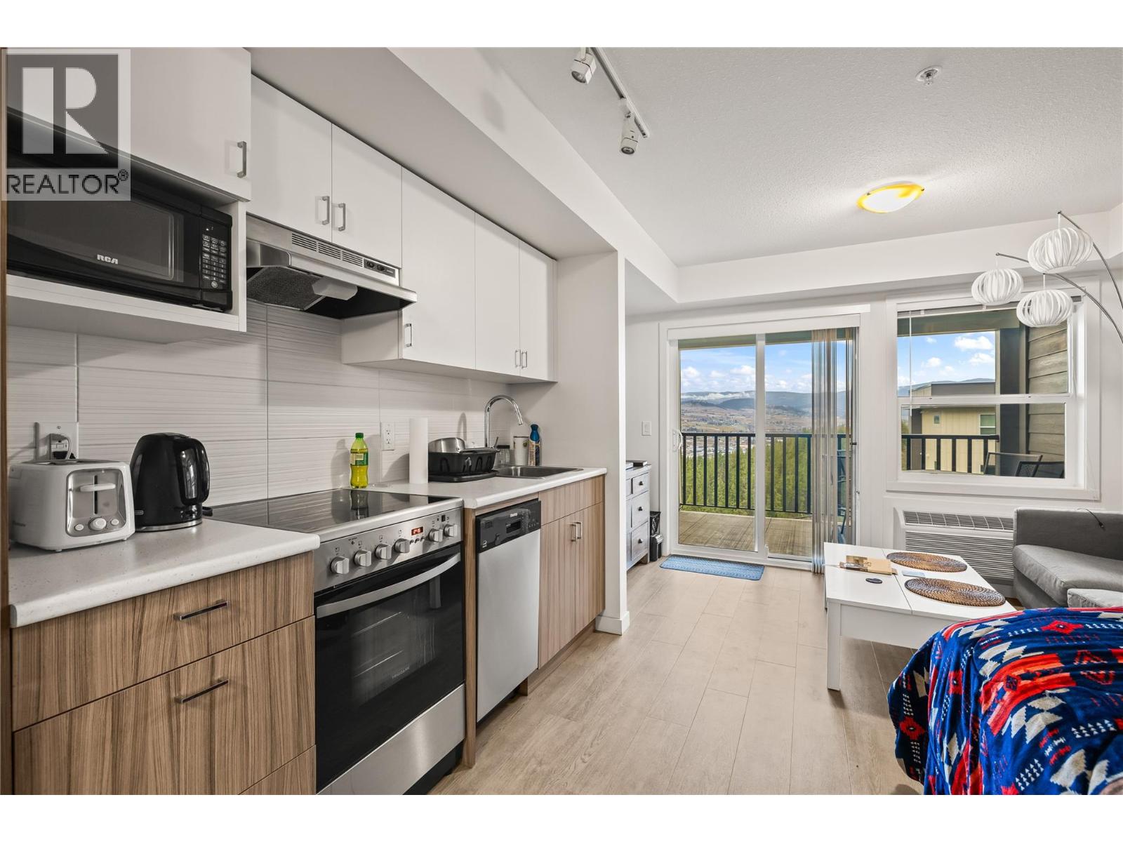 119 695 Academy Way, Kelowna