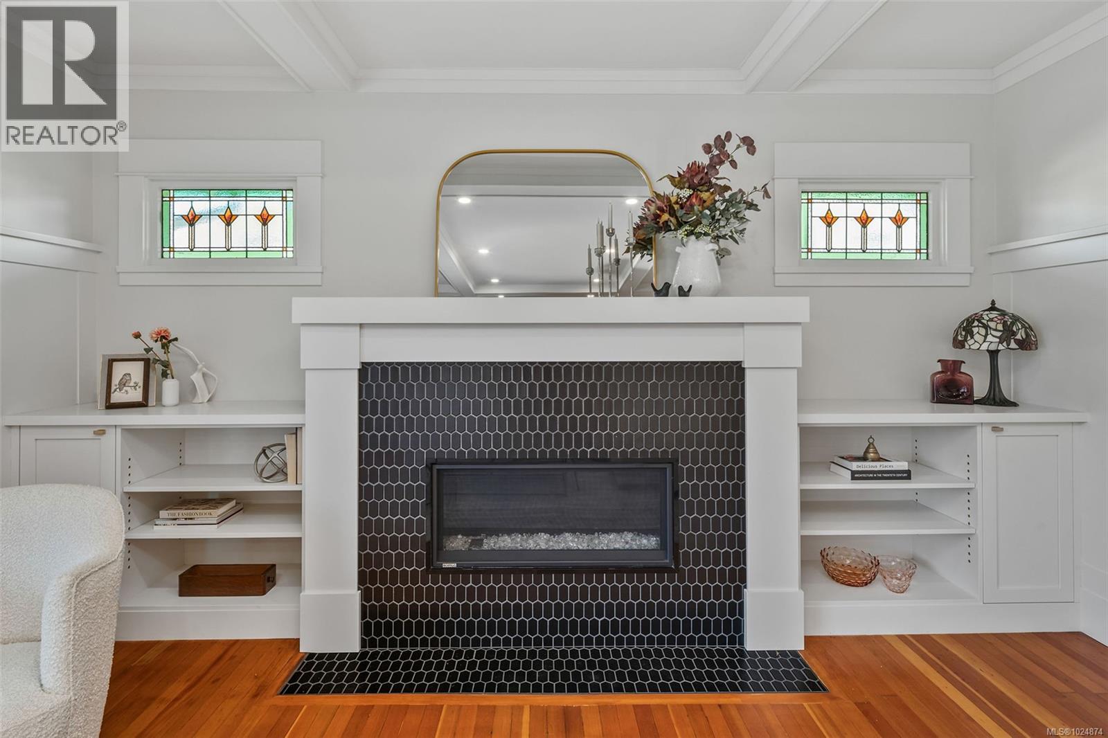  361 Arnold Avenue, Victoria