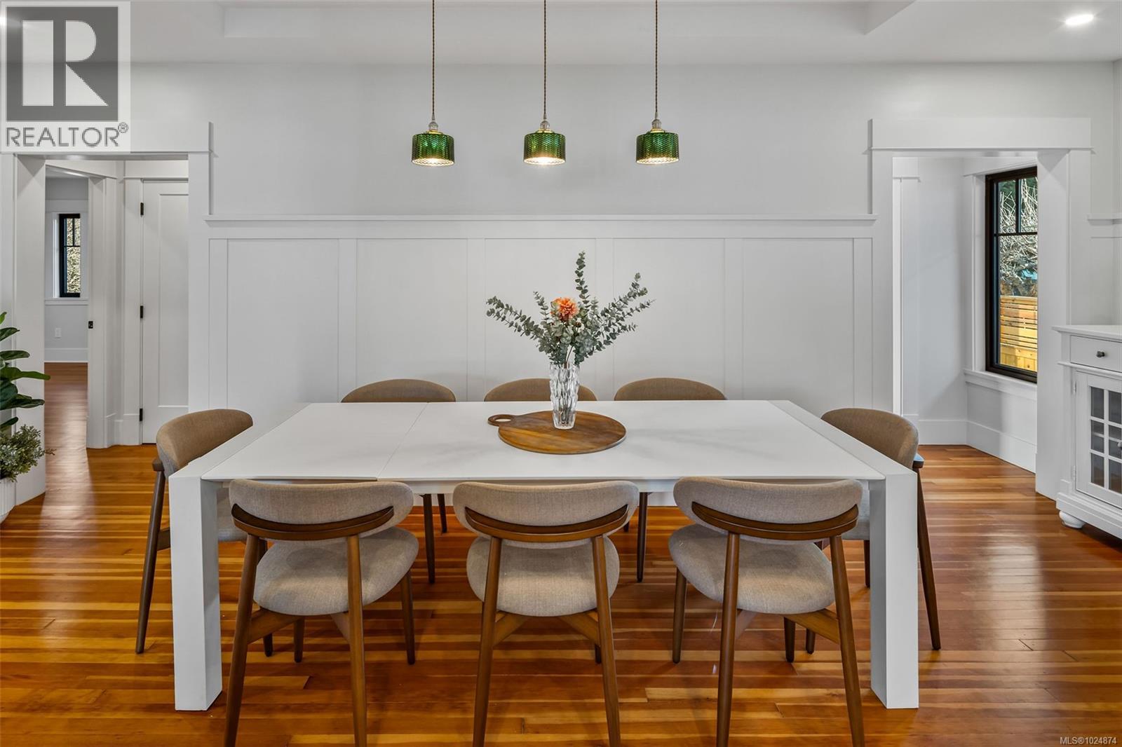  361 Arnold Avenue, Victoria