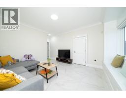 5180 Lorraine Avenue, Burnaby, BC V5G2S4 Photo 15