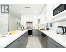 5180 Lorraine Avenue, Burnaby, BC V5G2S4 Photo 9