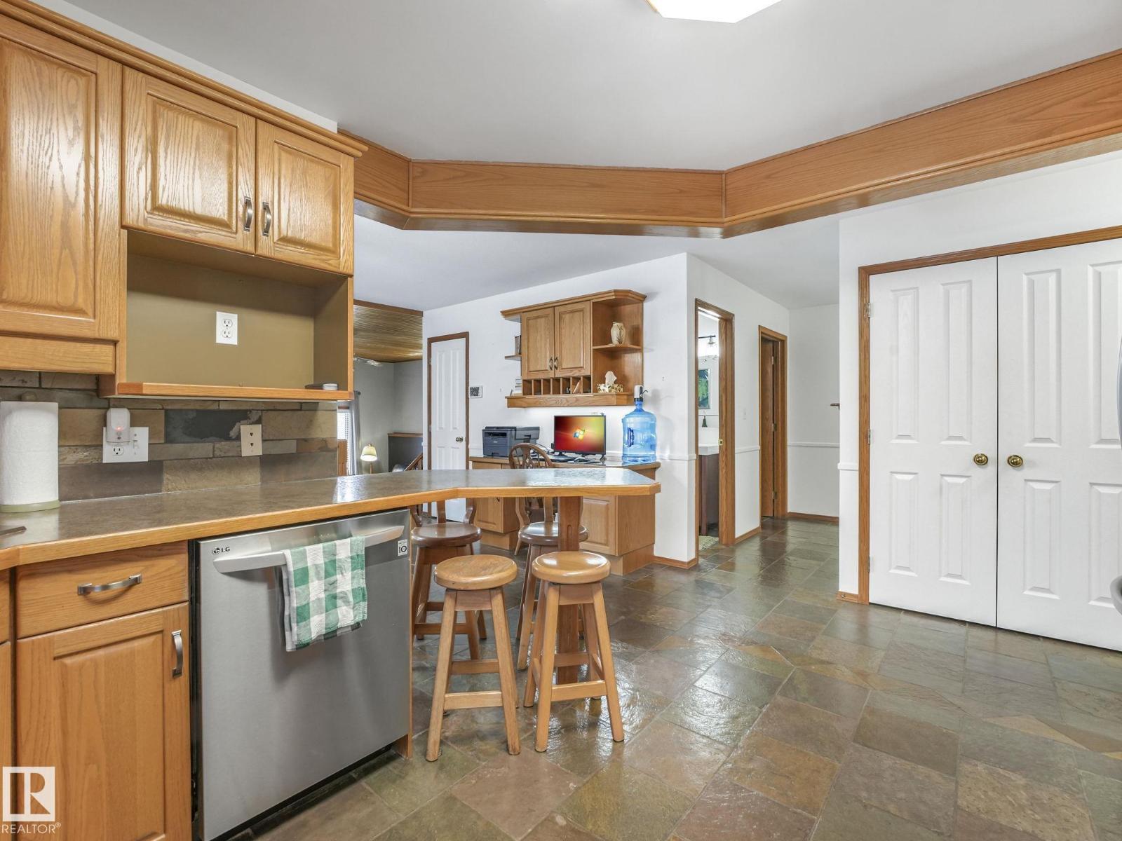 #73 23020 TWP ROAD 522, Rural Strathcona County