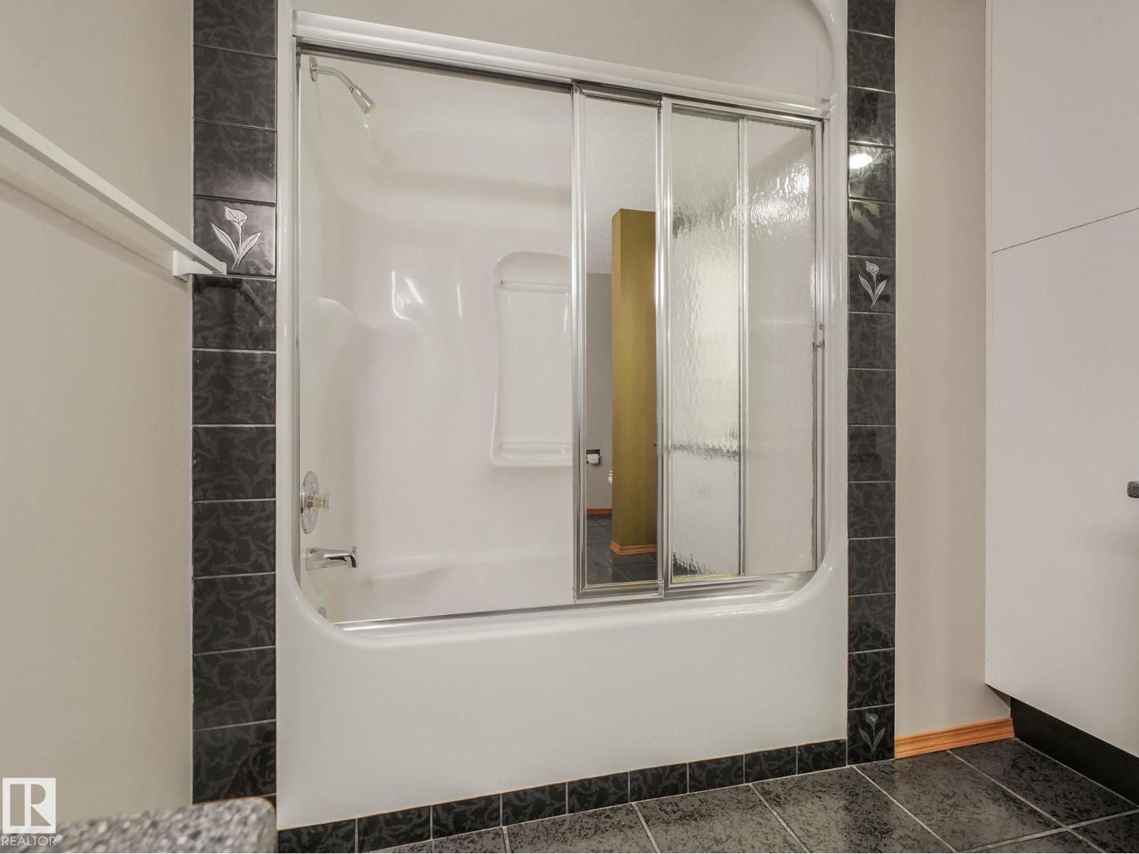 #73 23020 TWP ROAD 522, Rural Strathcona County