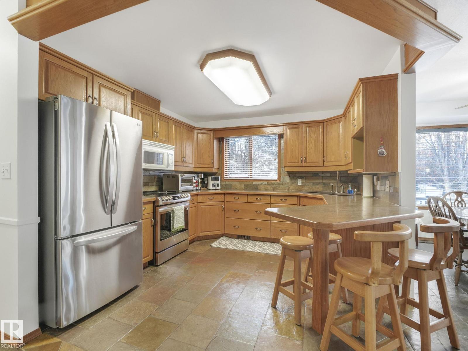 #73 23020 TWP ROAD 522, Rural Strathcona County