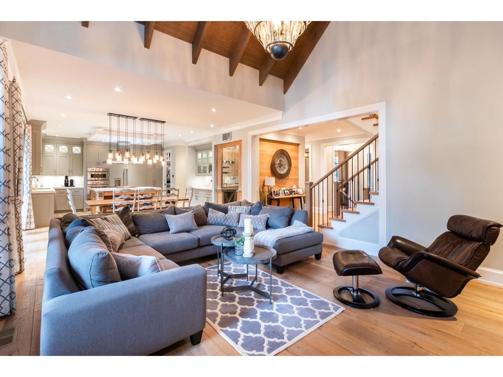 2615 DOGWOOD DRIVE, Surrey