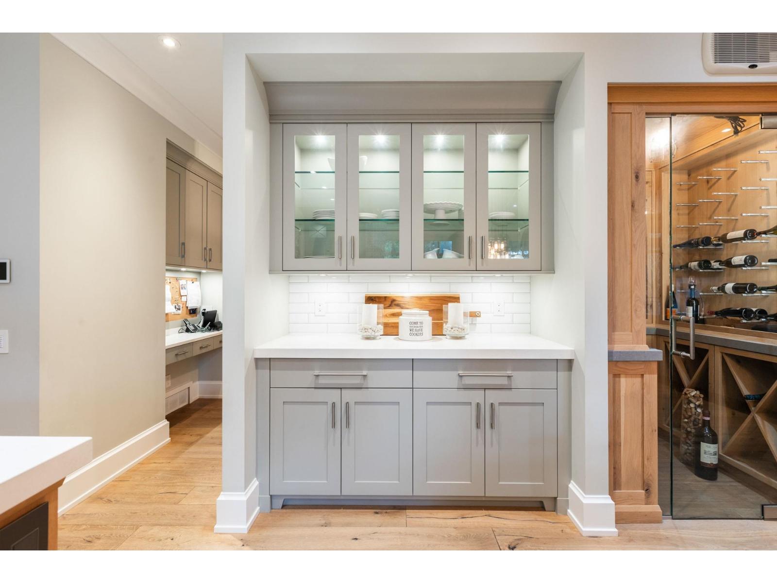 2615 DOGWOOD DRIVE, Surrey