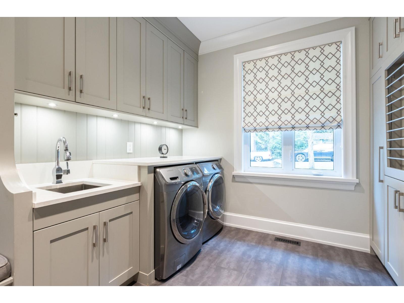 2615 DOGWOOD DRIVE, Surrey