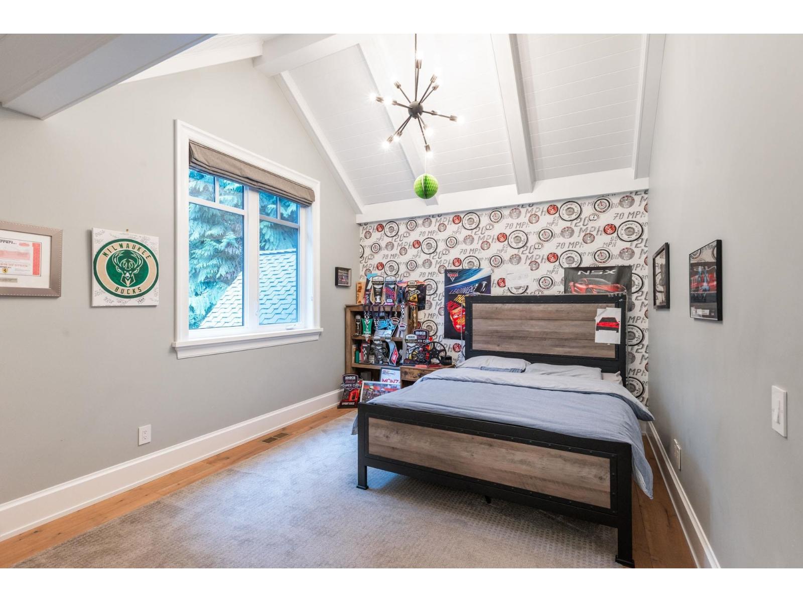 2615 DOGWOOD DRIVE, Surrey