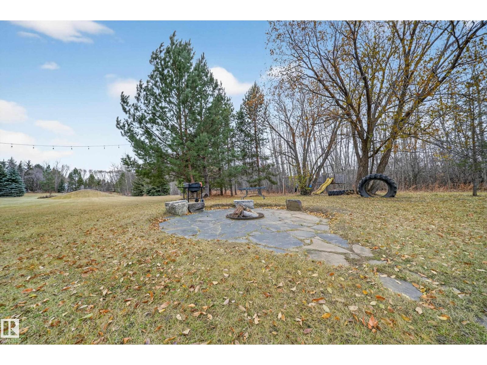 #37 51528 RGE ROAD 262 - 61