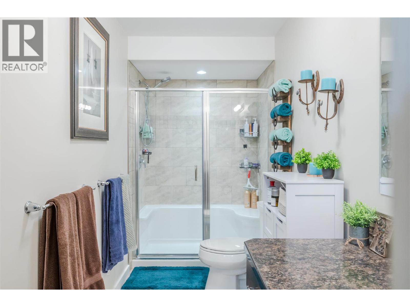 337 MCKINNEY Road Unit# 216, Oliver