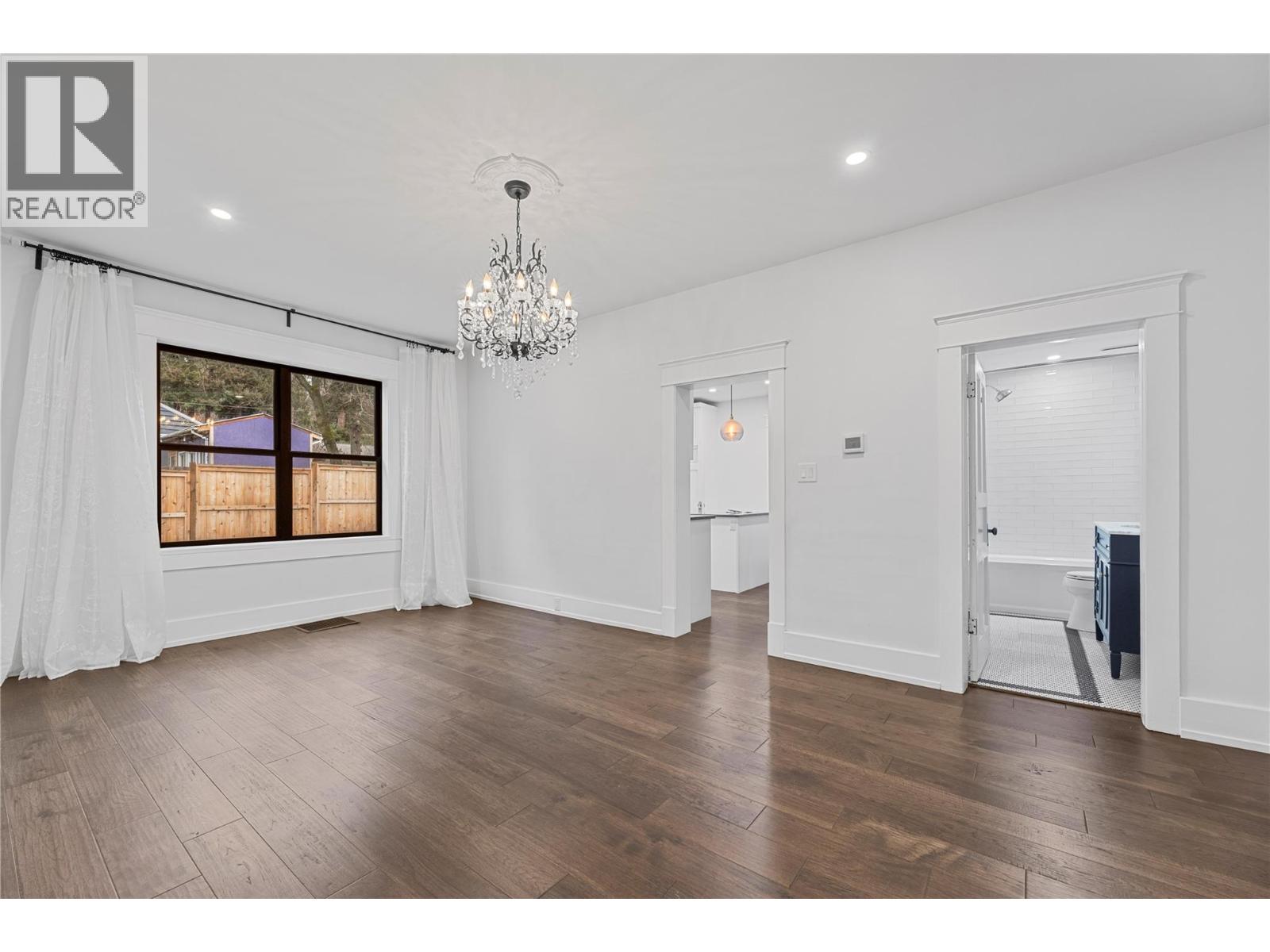  550 6 Street, Salmon Arm