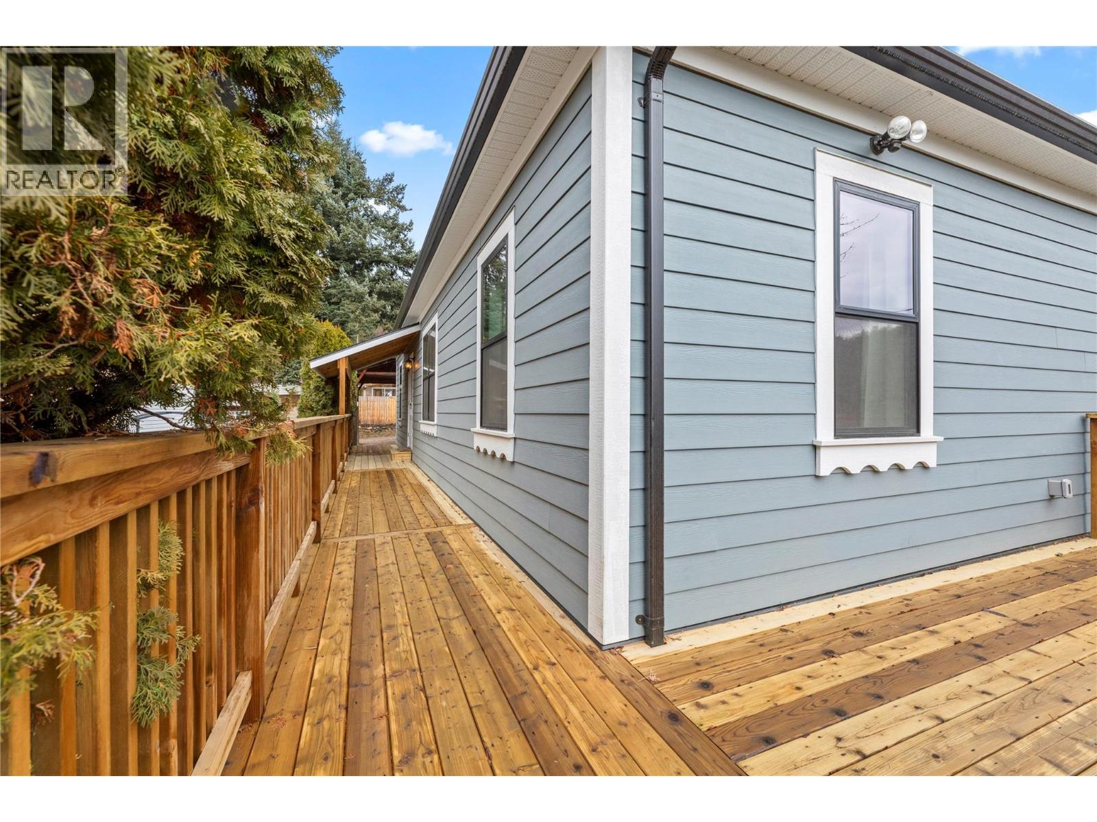  550 6 Street, Salmon Arm