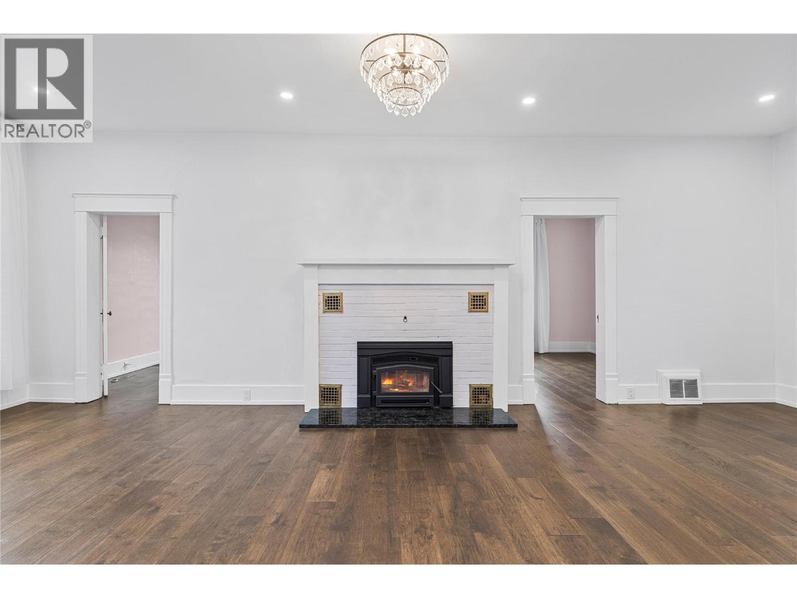  550 6 Street, Salmon Arm