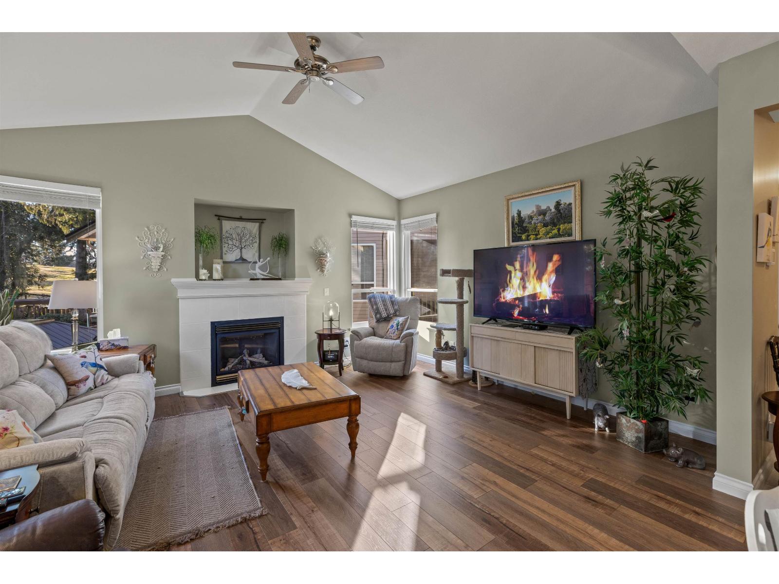 32976 HAWTHORNE AVENUE, Mission