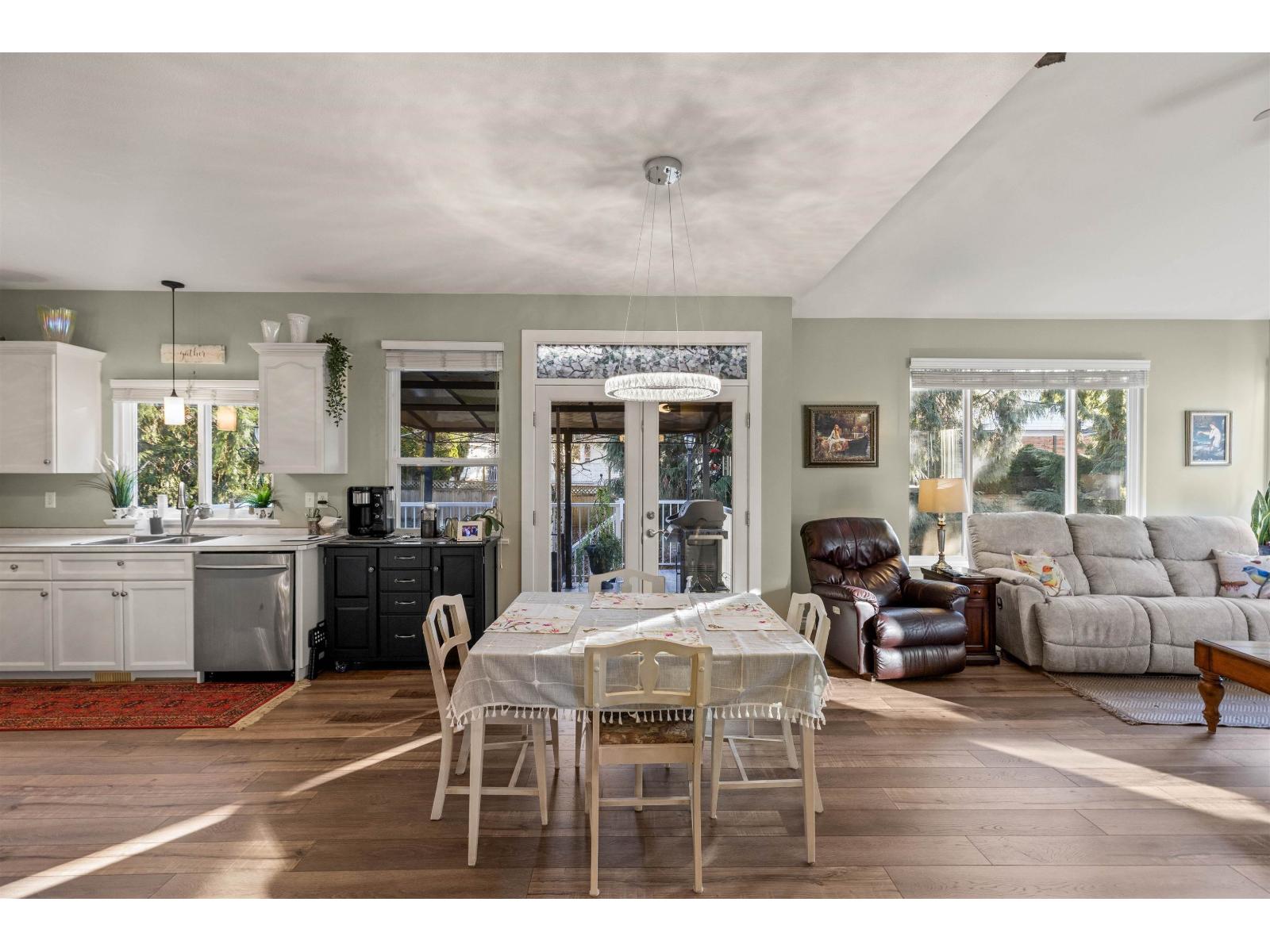 32976 HAWTHORNE AVENUE, Mission