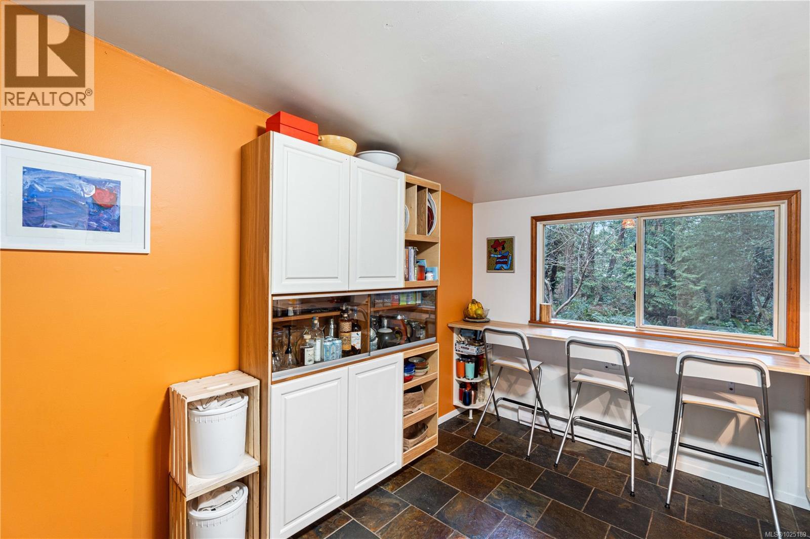 16 TREASURE TRAIL - 17