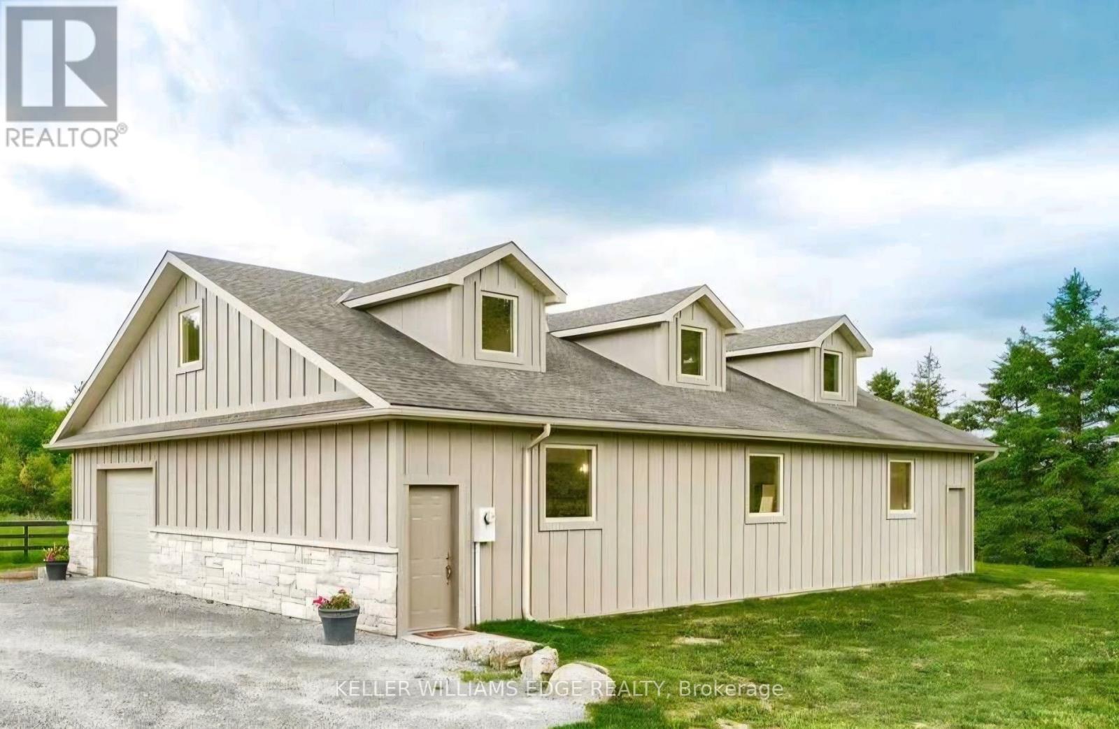 2264 BRITANNIA ROAD - 35