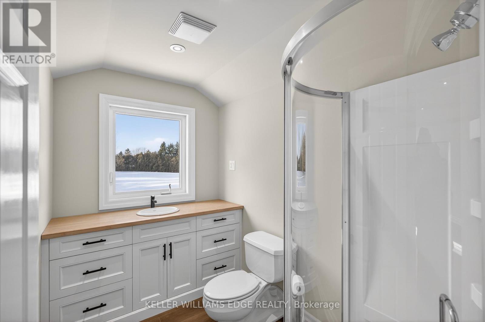 2264 BRITANNIA ROAD - 39