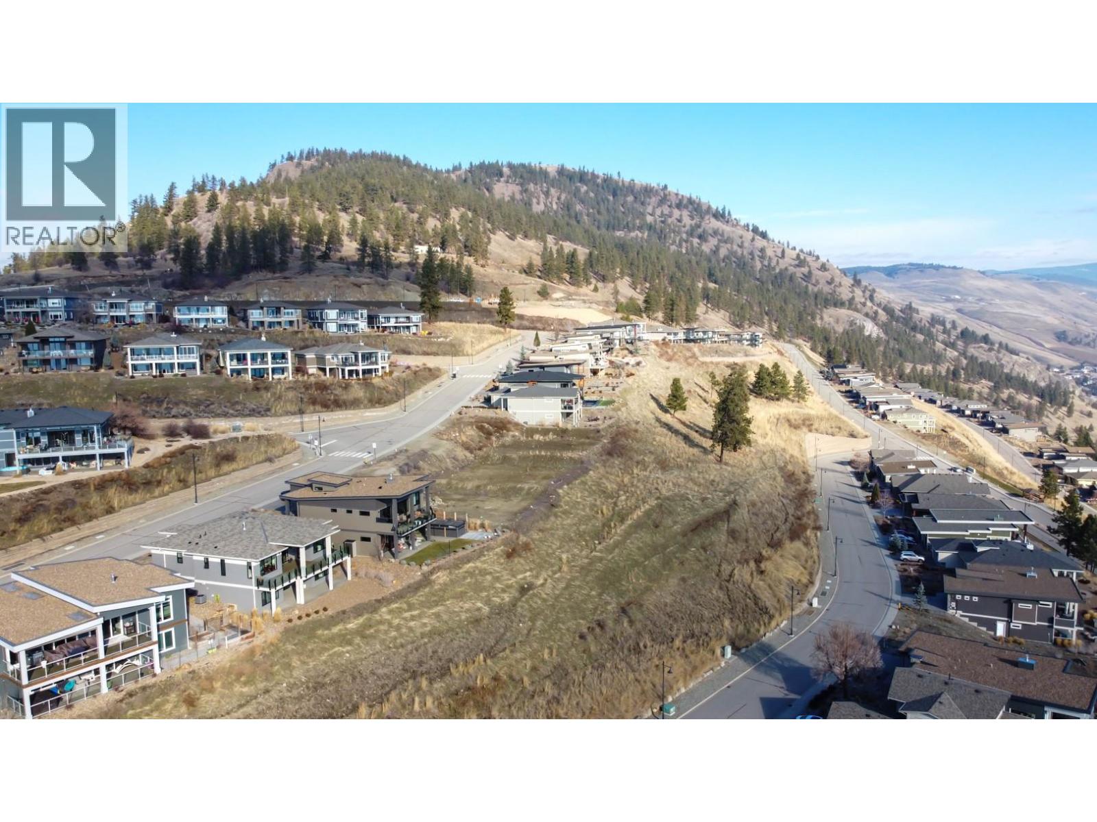  8944 Hampshire Crescent, Vernon