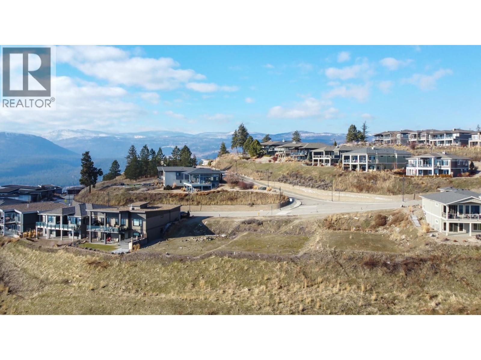  8944 Hampshire Crescent, Vernon