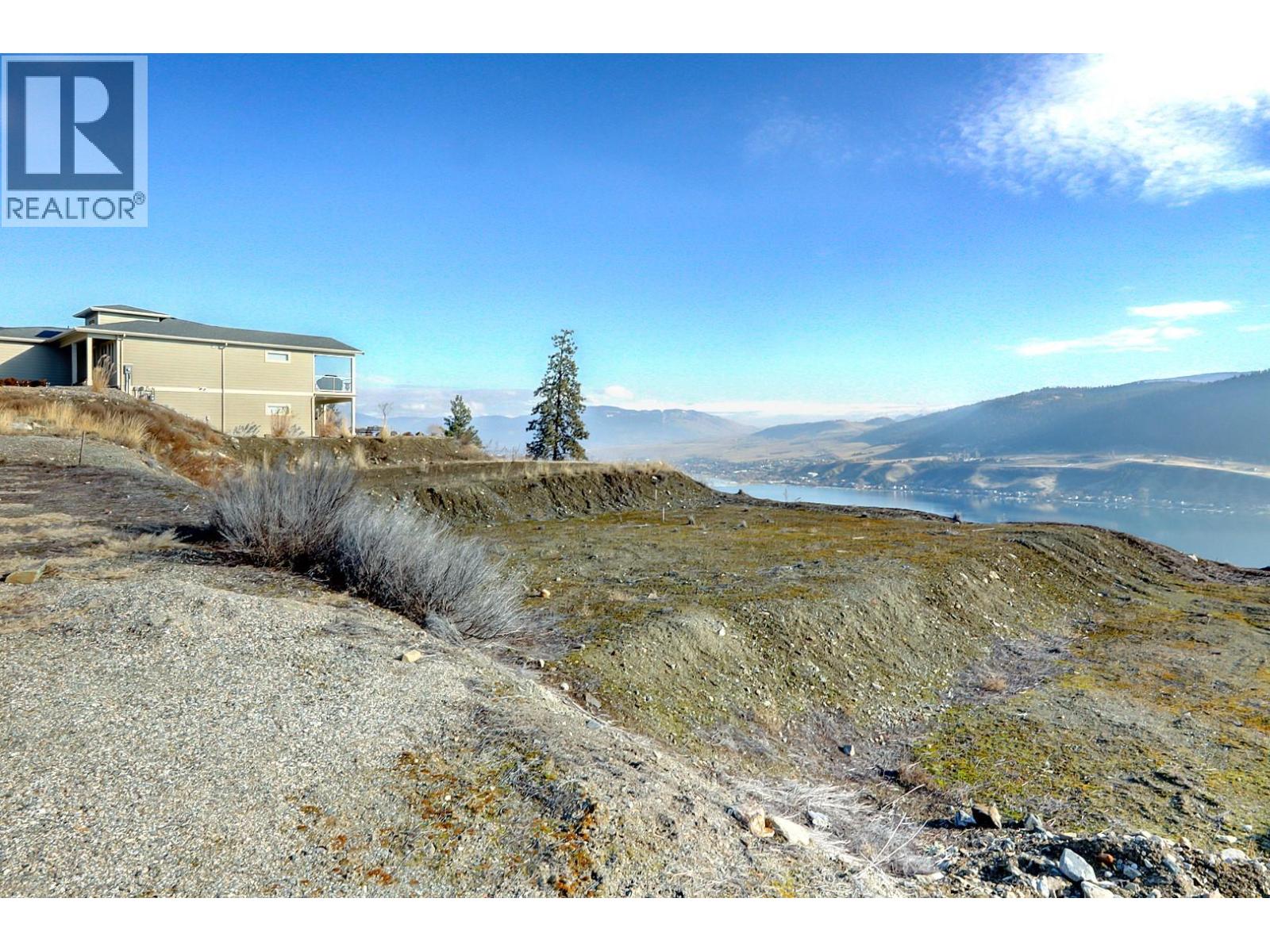  8944 Hampshire Crescent, Vernon