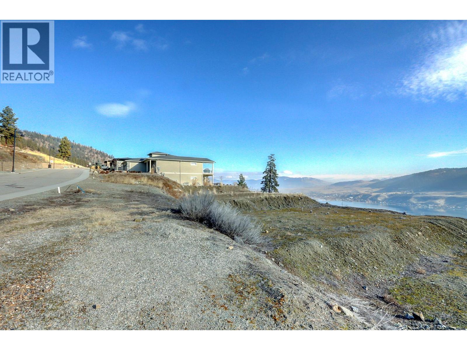  8944 Hampshire Crescent, Vernon