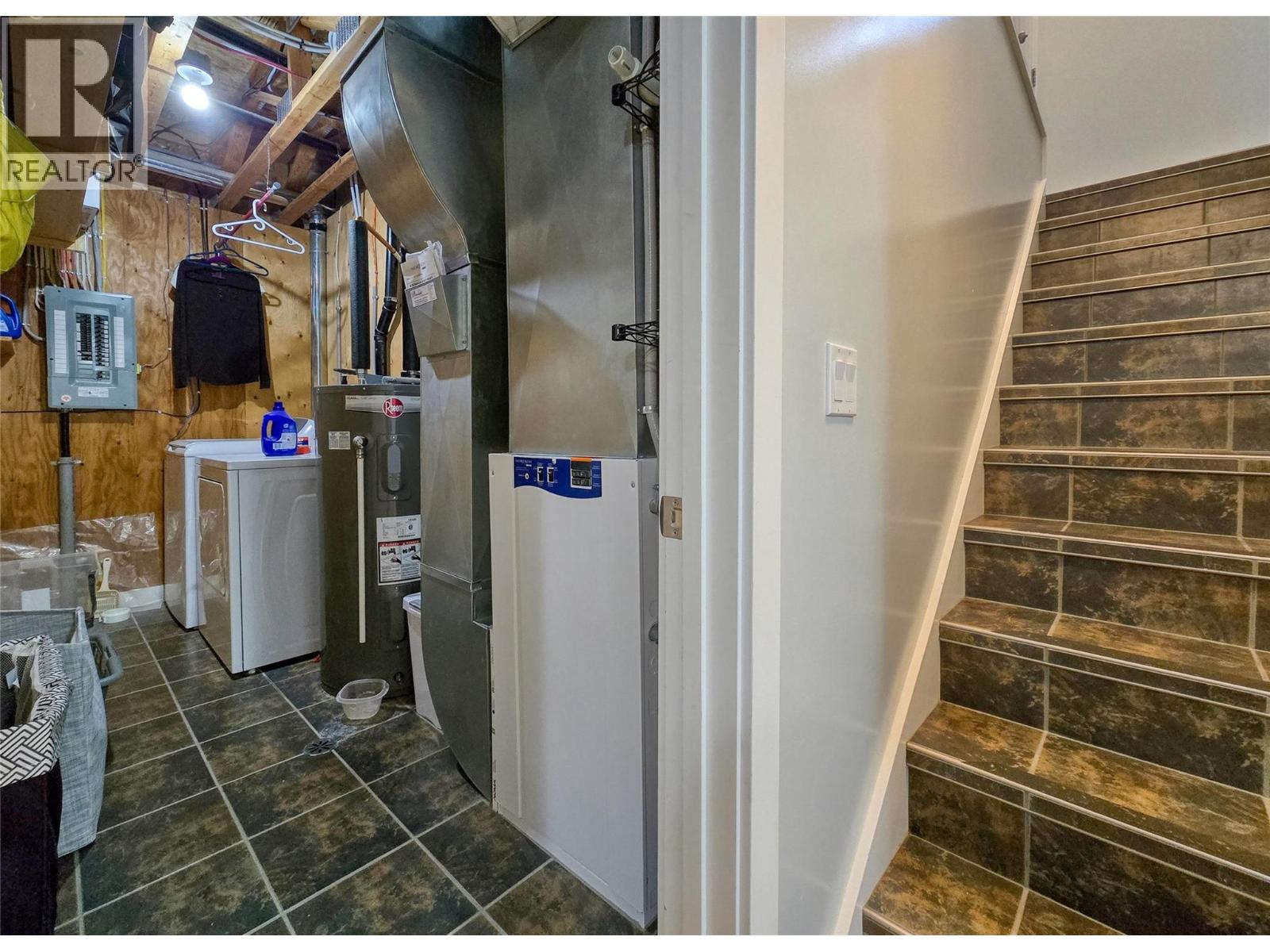 989 Swansea View Road Unit# 15, Windermere