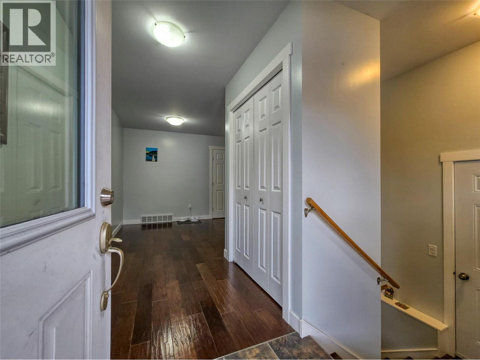 989 Swansea View Road Unit# 15, Windermere