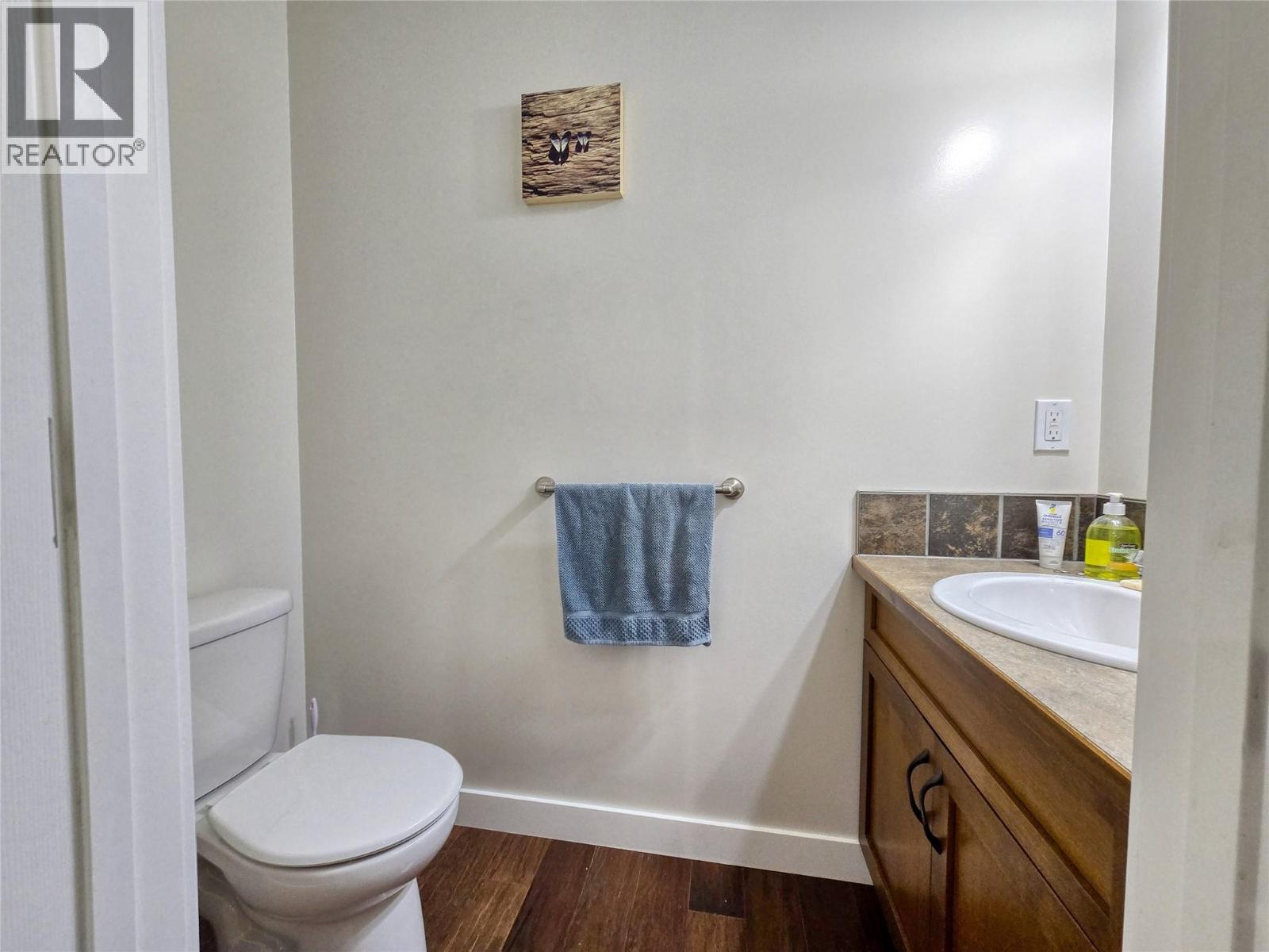 989 Swansea View Road Unit# 15, Windermere