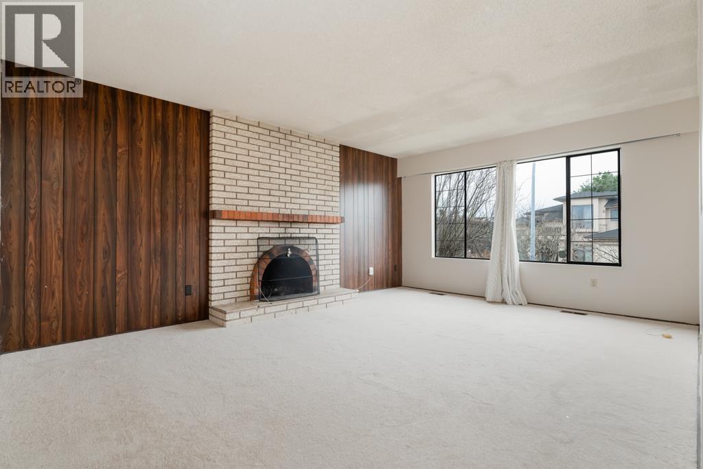 8411 RIDEAU DRIVE, Richmond