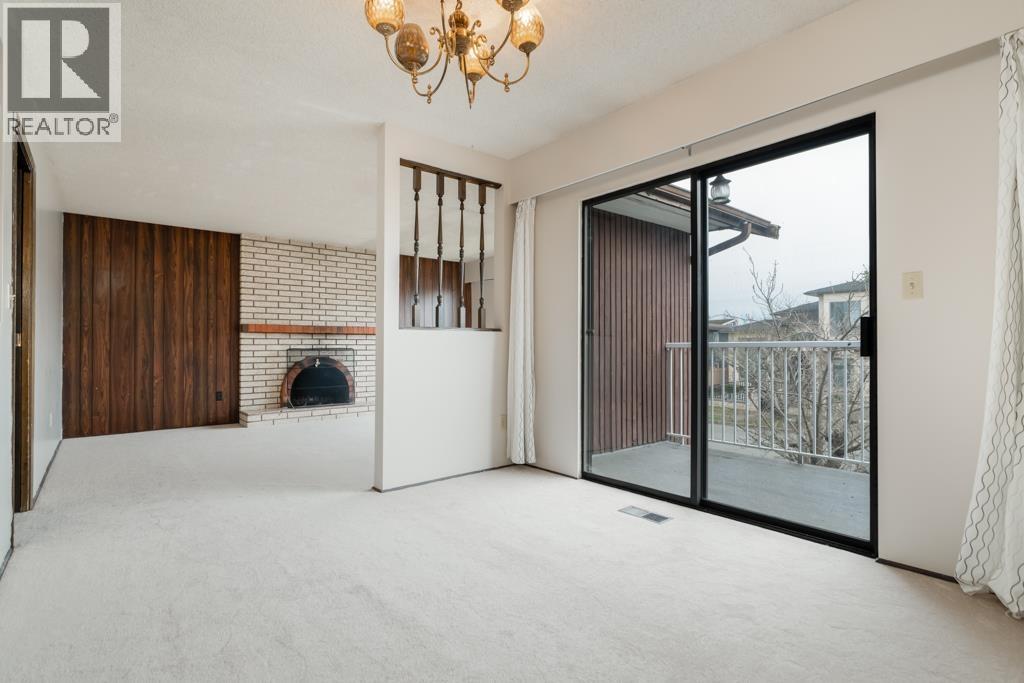 8411 RIDEAU DRIVE, Richmond