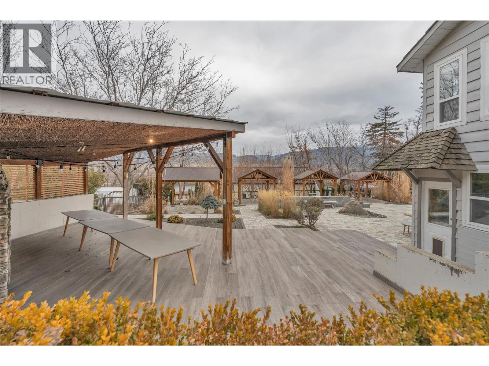  3974 Hwy 97 Highway, Oliver