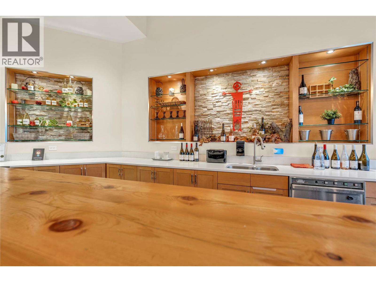  3974 Hwy 97 Highway, Oliver