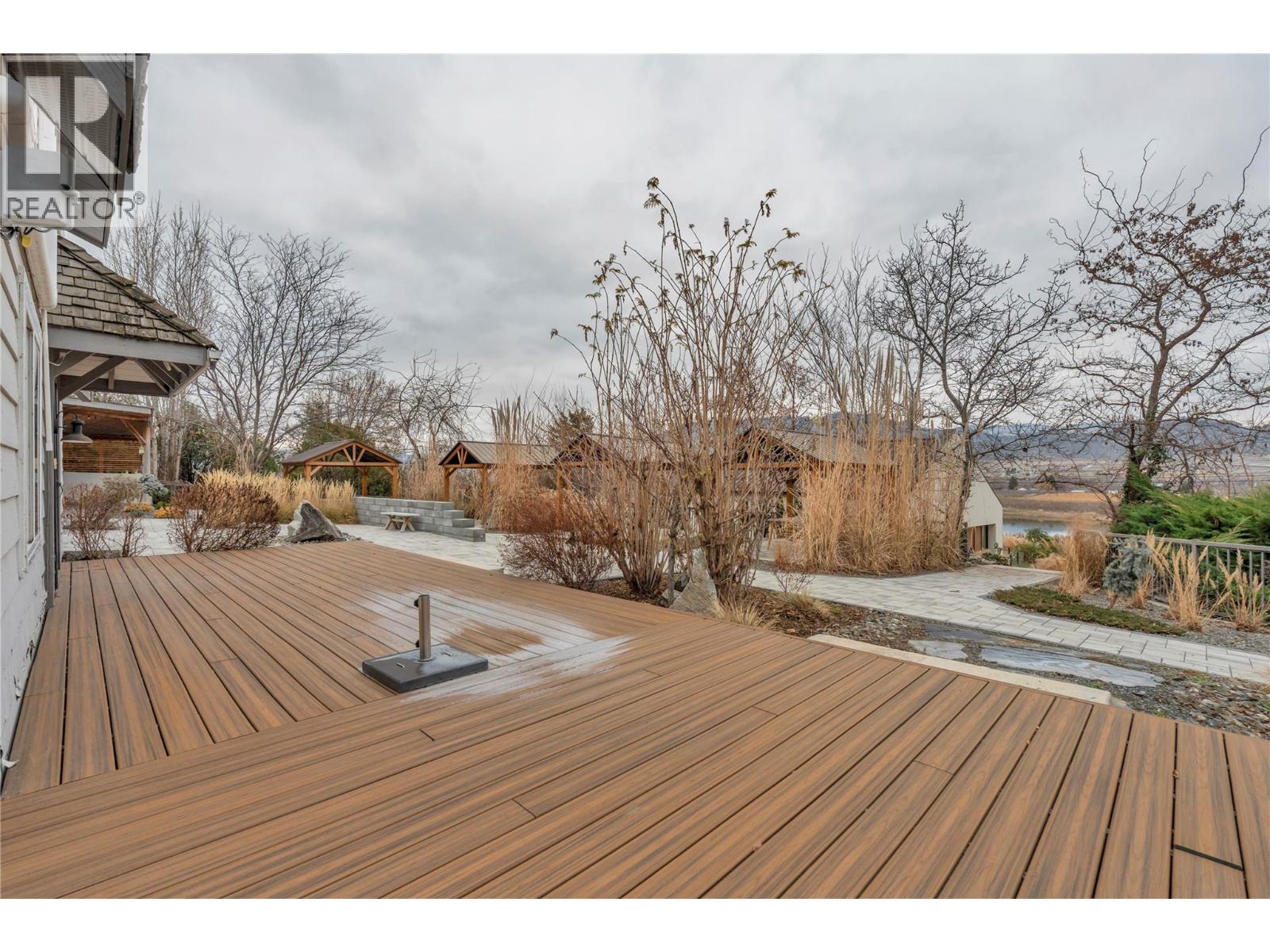  3974 Hwy 97 Highway, Oliver