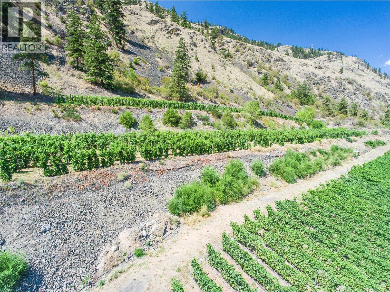  3974 Hwy 97 Highway, Oliver