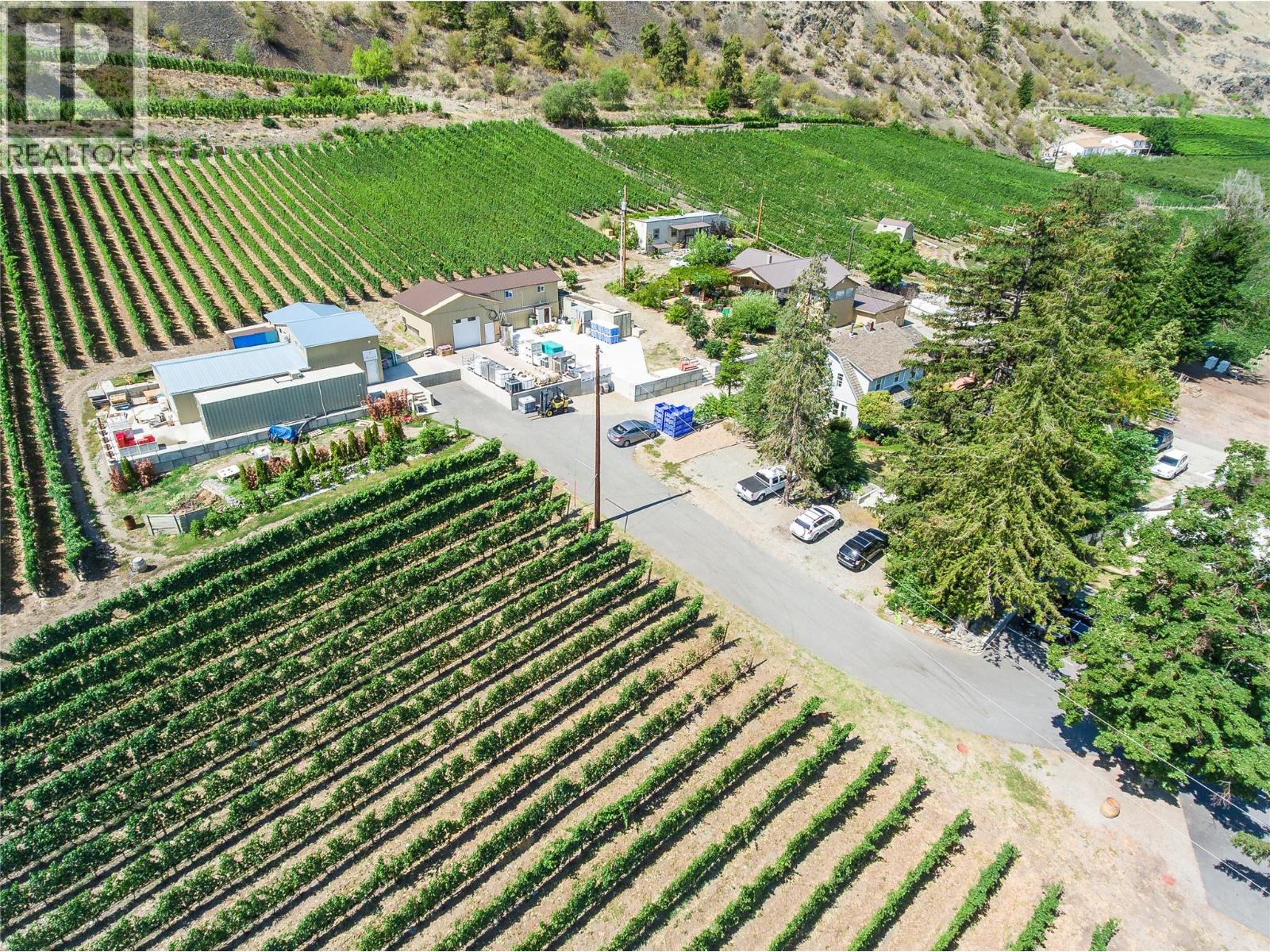  3974 Hwy 97 Highway, Oliver