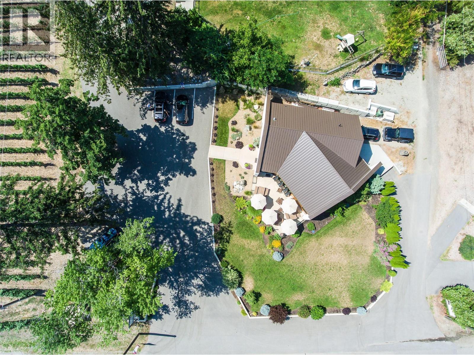  3974 Hwy 97 Highway, Oliver