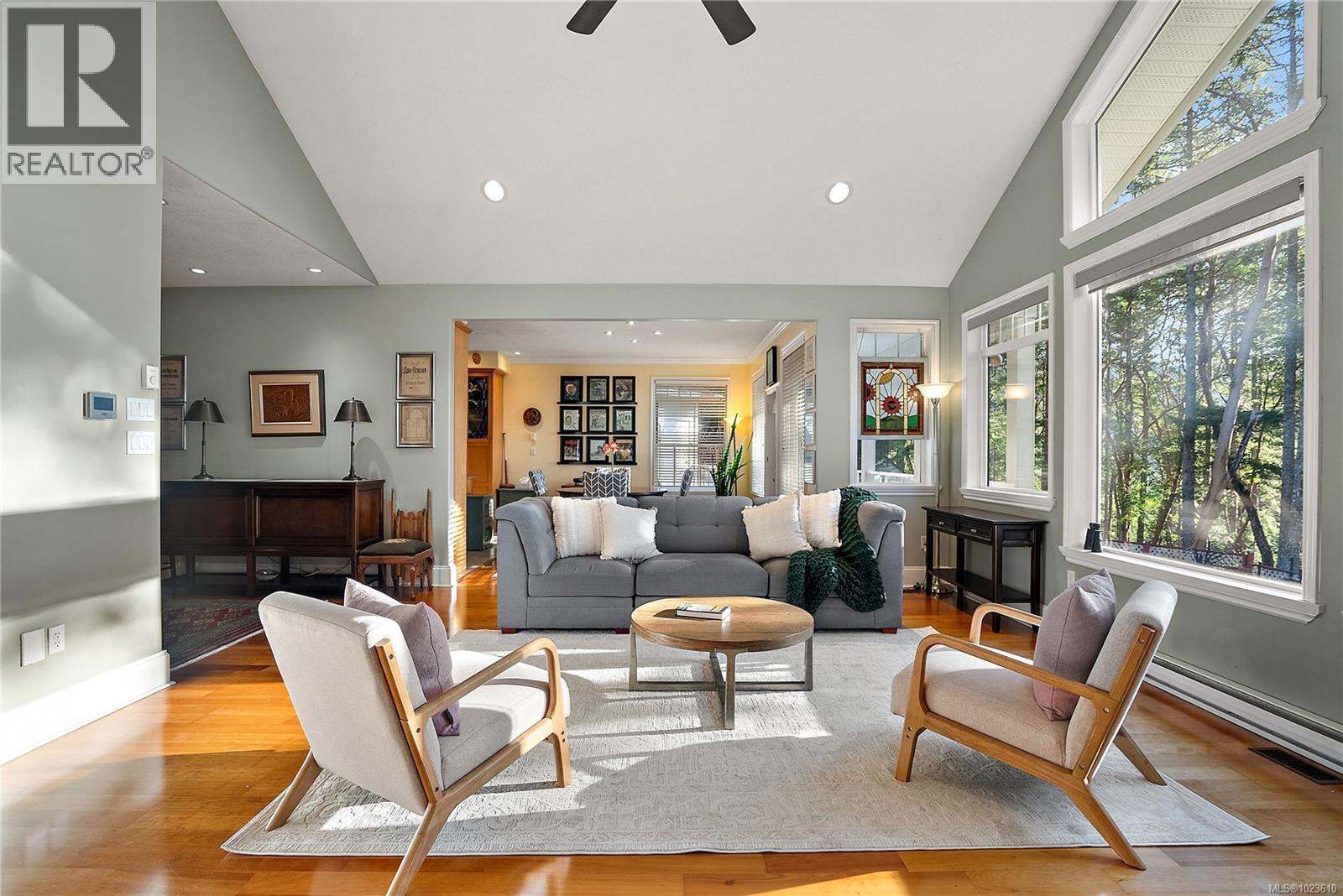 1126 Aspen Rd, Malahat