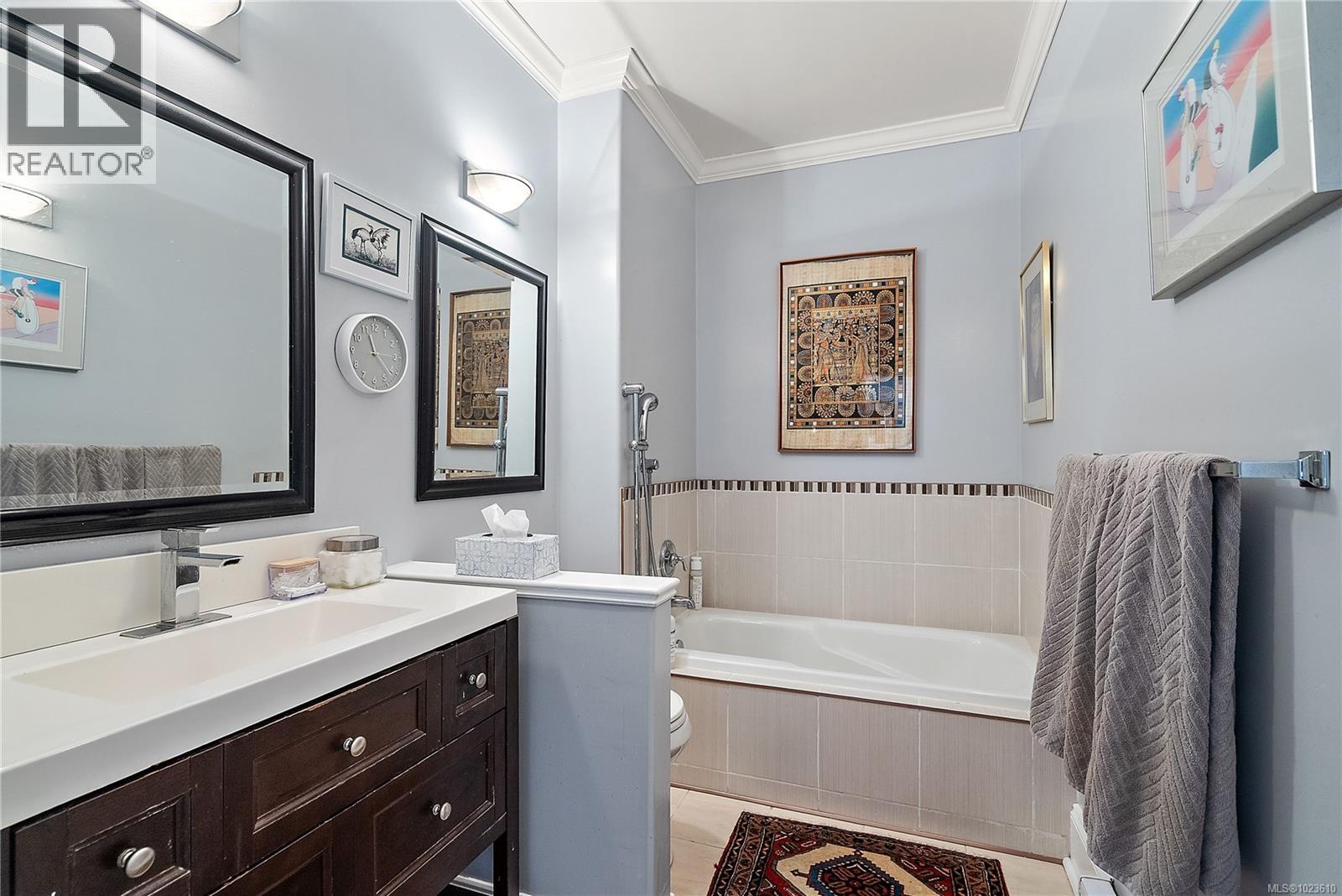 1126 Aspen Rd, Malahat