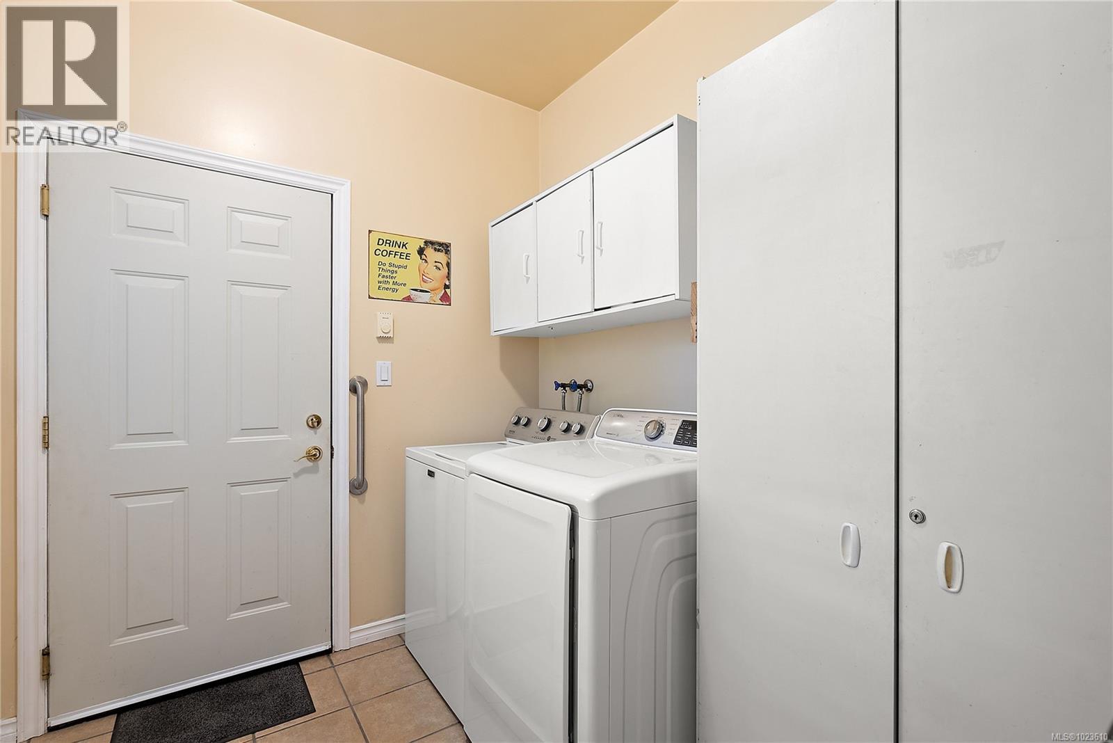 1126 Aspen Rd, Malahat