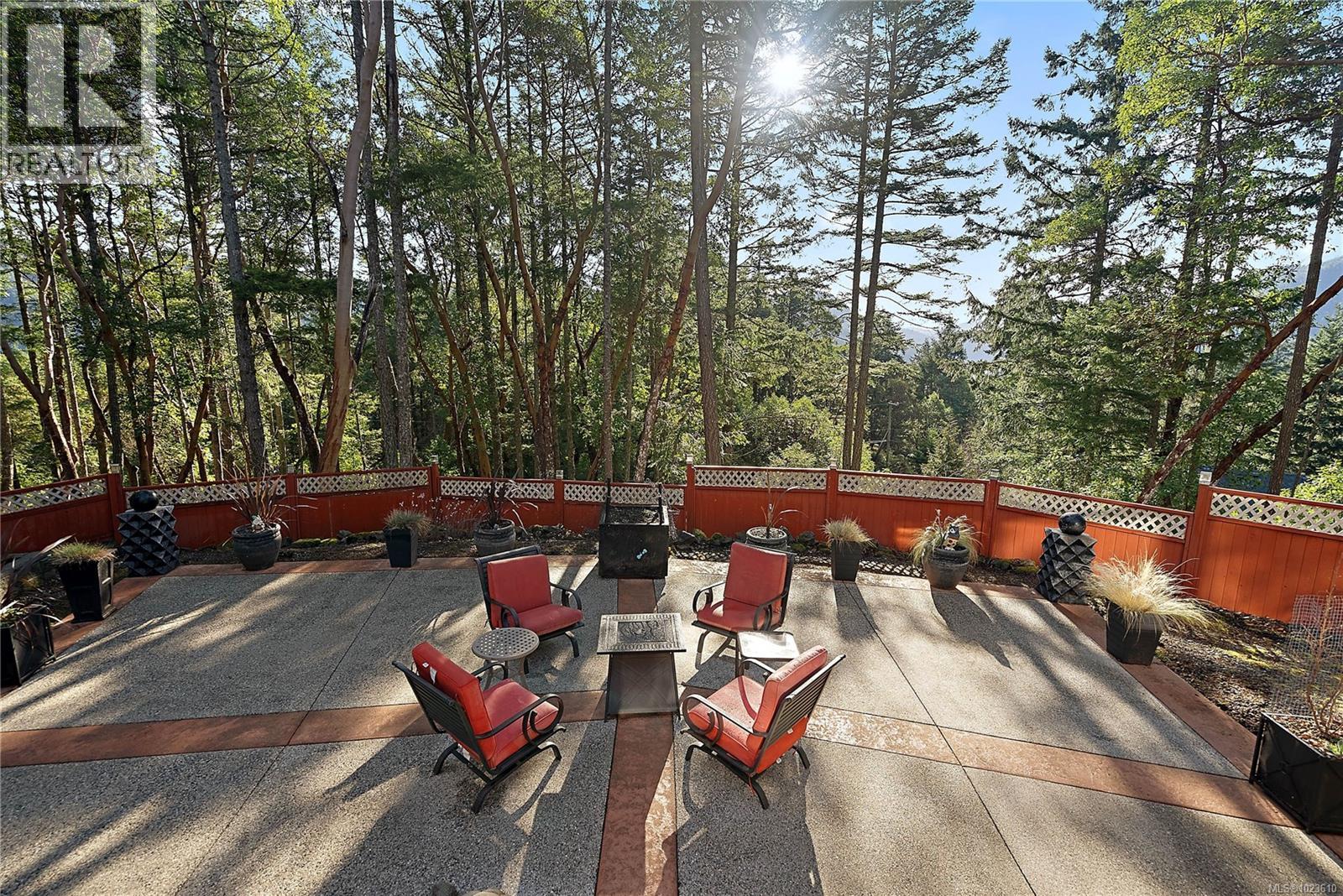 1126 Aspen Rd, Malahat