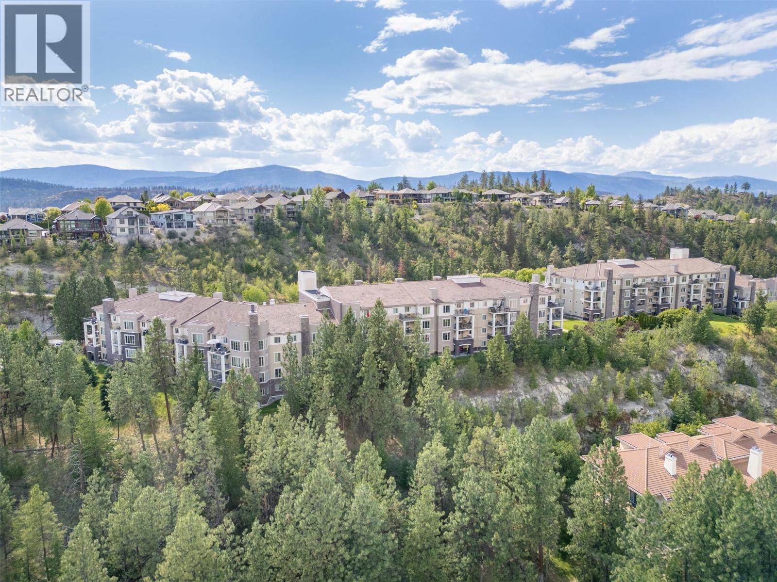 2207 1873 Country Club Drive, Kelowna