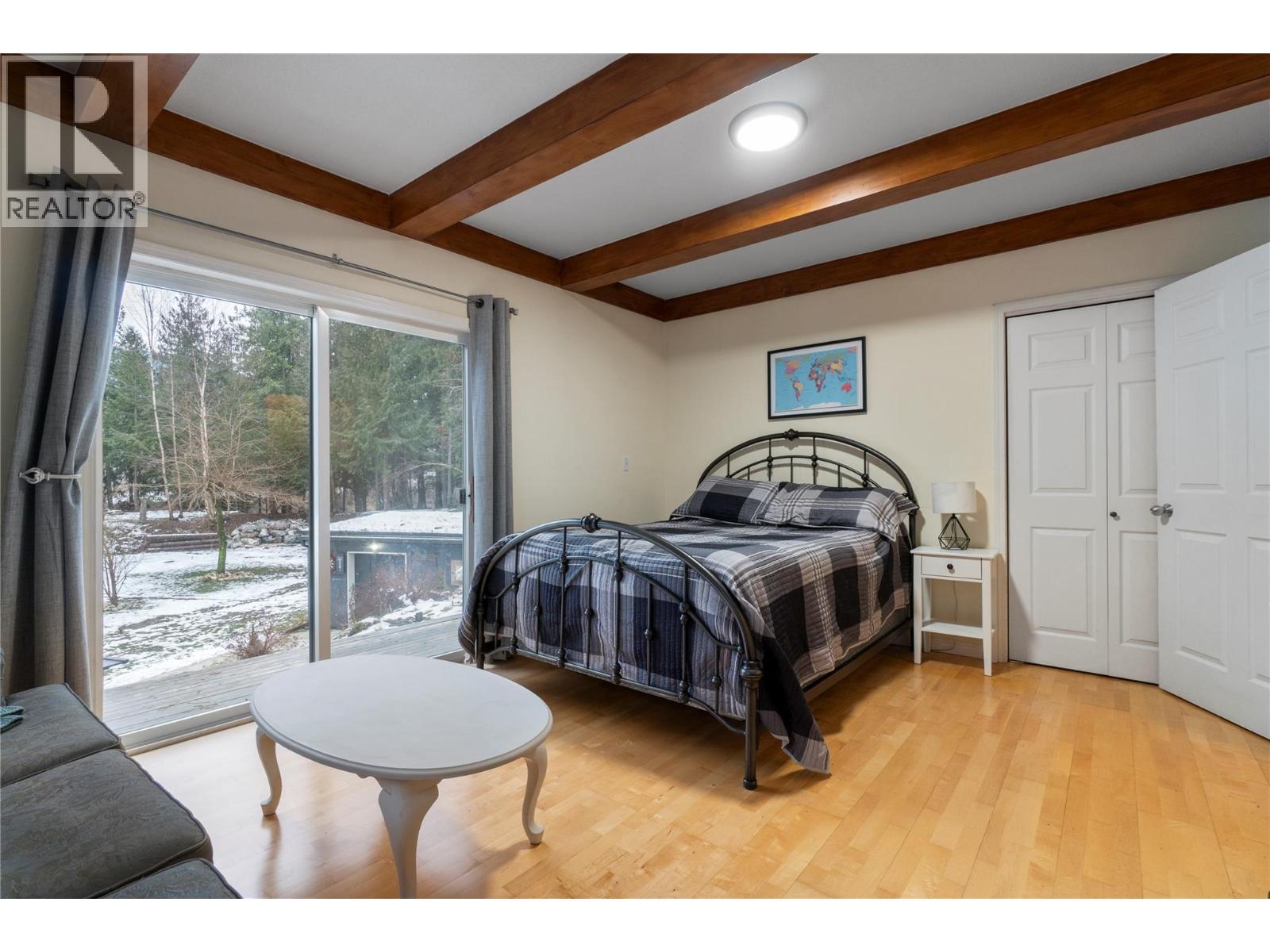  2012 Bundus Road, Sicamous