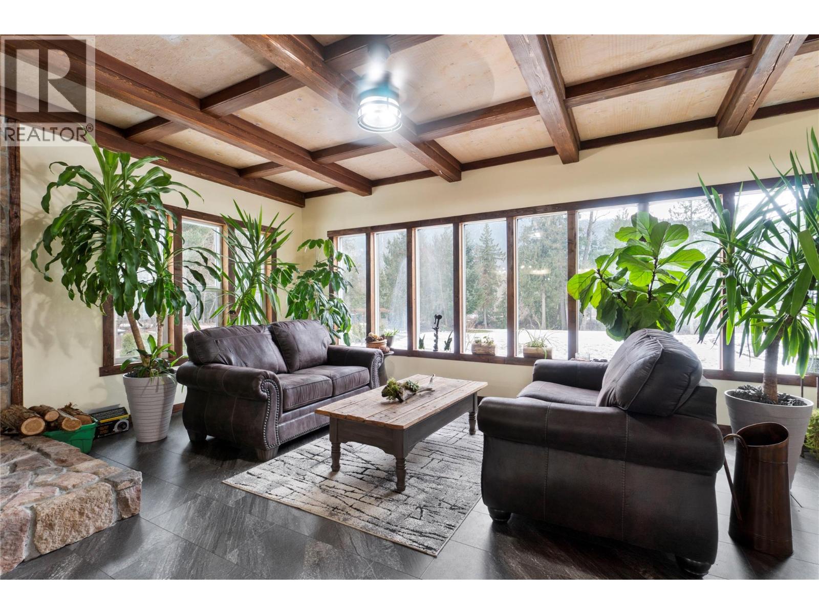  2012 Bundus Road, Sicamous