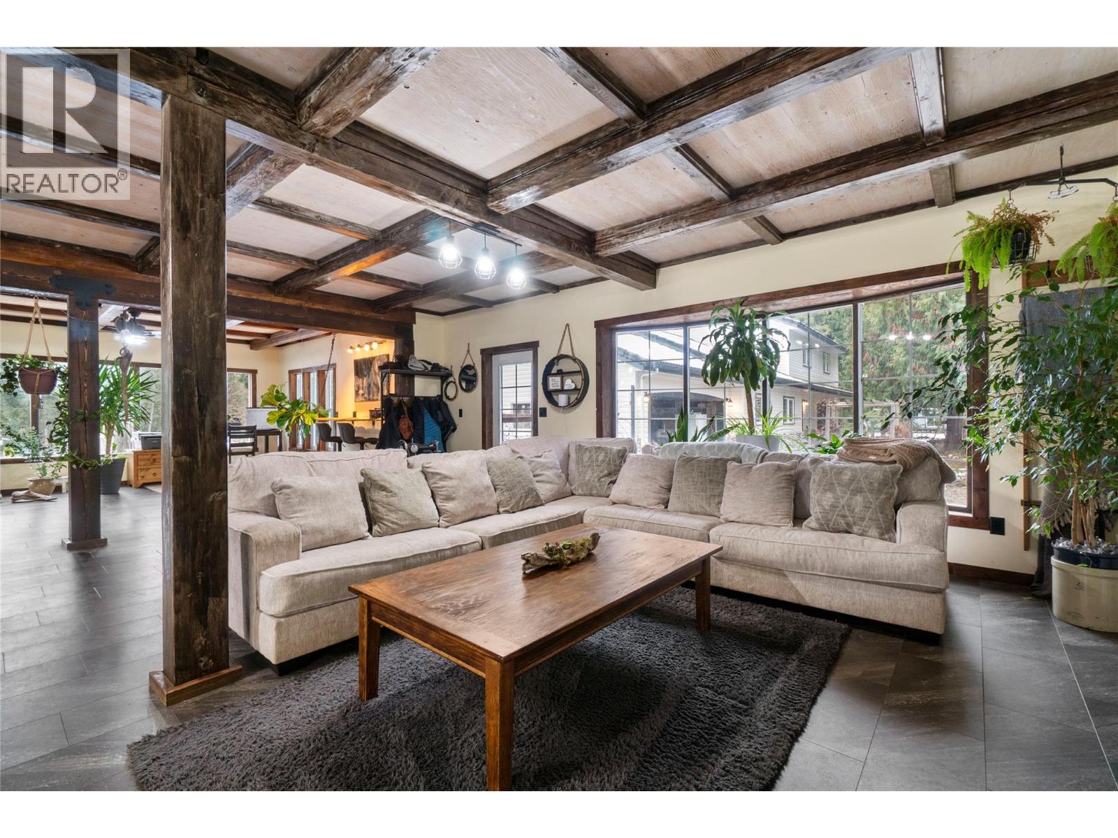  2012 Bundus Road, Sicamous