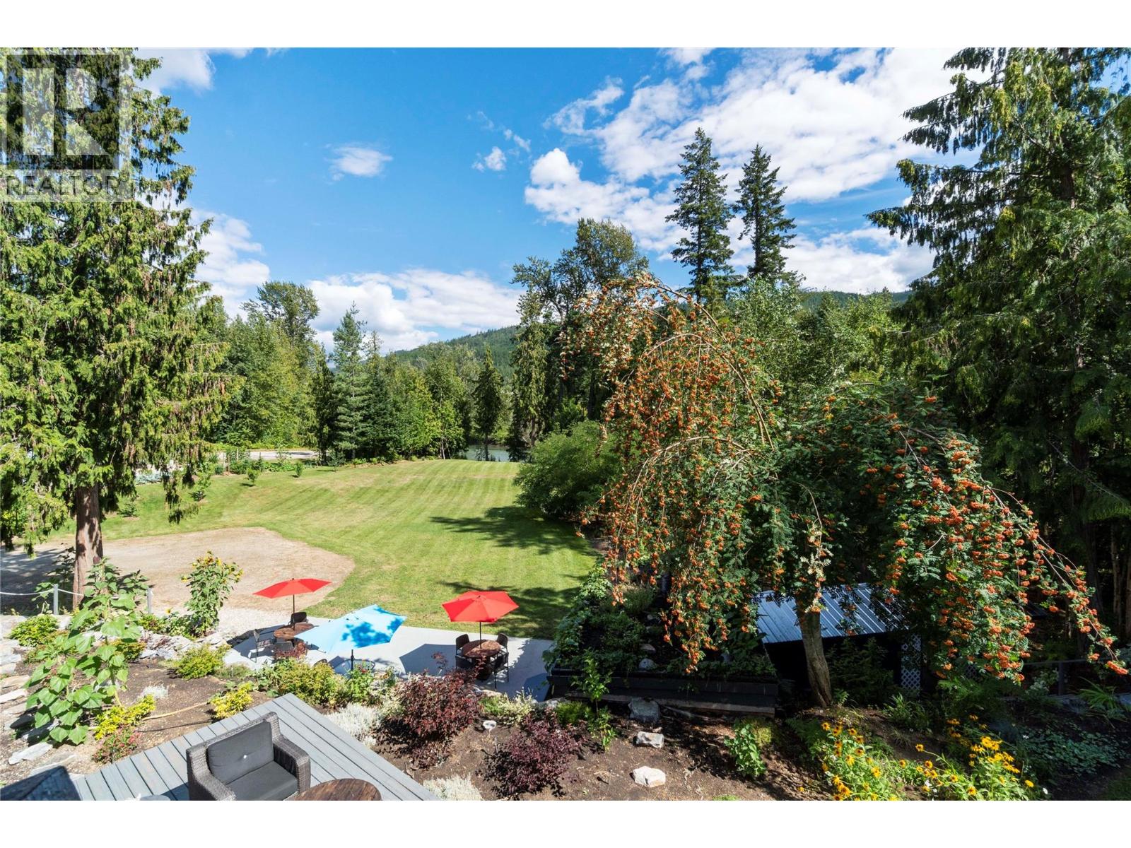  2012 Bundus Road, Sicamous