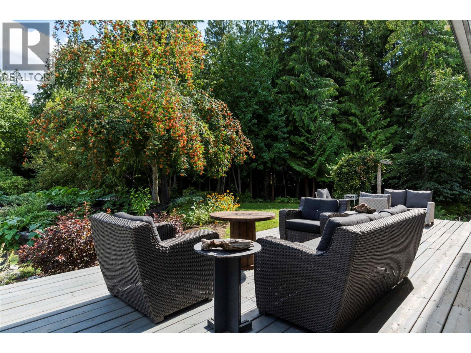  2012 Bundus Road, Sicamous