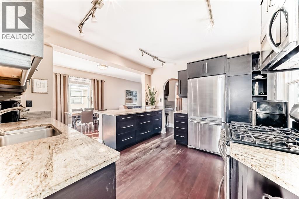 Single Family House for Sale in   Avenue SW Altadore Calgary 