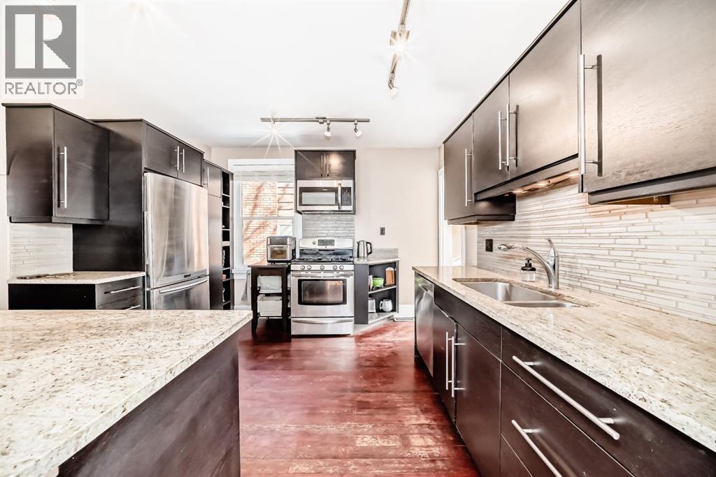 Single Family House for Sale in   Avenue SW Altadore Calgary 